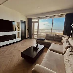 https://zee.zandvoort-hotels.com